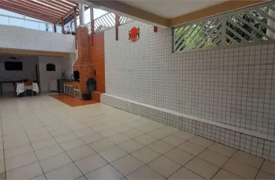 Casa com 4 quartos à venda na Asdrúbal Gonçalves, 139, Guarapiranga, São Paulo