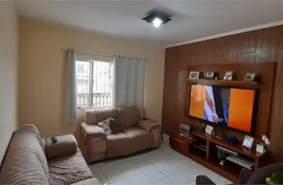 Casa com 3 quartos à venda na Antônio Tirabassi, 42, Grajaú, São Paulo