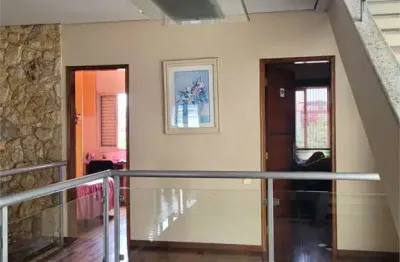 Casa com 3 quartos à venda na Rua Tibúrcio Rodrigues, 358, Jardim Colonial, São Paulo