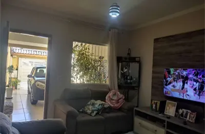 Casa com 3 quartos à venda na Rua Doutor Saulo de Castro Bicudo, 264, Interlagos, São Paulo