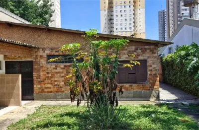 Terreno comercial à venda na Rua Antônio Zouro, 149, Campo Grande, São Paulo