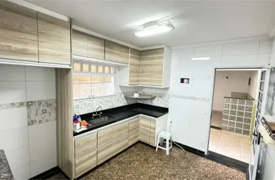 Casa com 3 quartos à venda na Rua Clineu Braga de Magalhães, 145, Cidade Ademar, São Paulo