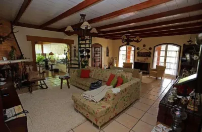 Chácara / sítio à venda na José Pais Falcão, 87, Parelheiros, São Paulo