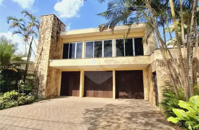 Casa com 4 quartos para alugar na Rua Leonel Marques Bernardes, 61, Interlagos, São Paulo