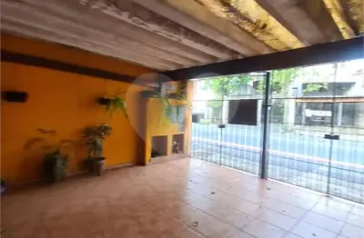 Casa com 3 quartos à venda na Rua Professor Guilherme Belfort Sabino, 827, Campo Grande, São Paulo