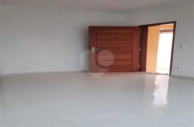 Casa com 2 quartos à venda na Rua José Benedito Rocha, 121, Cidade Dutra, São Paulo