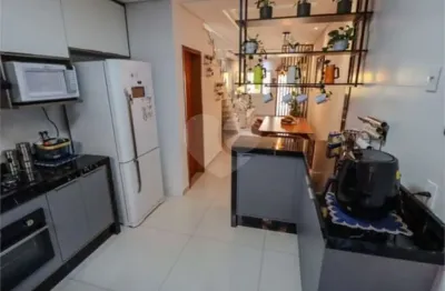 Casa com 3 quartos à venda na Rua Arapés, 237, Campo Grande, São Paulo