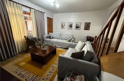 Casa com 3 quartos à venda na Rua das Trovas, Socorro, São Paulo