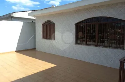 Casa com 3 quartos à venda na Júlio De Barros, 78, Jardim Regis, São Paulo