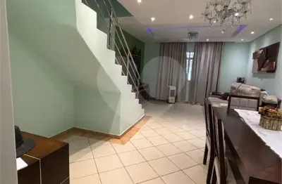 Casa com 3 quartos à venda na Rua Angelina Regolim C. de Mendonça, 61, Cidade Dutra, São Paulo