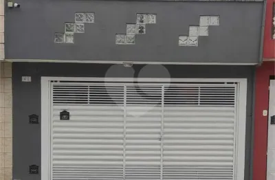 Casa com 3 quartos à venda na Rua Antônio Teodoro de Castro, 41, Jardim Guanhembu, São Paulo