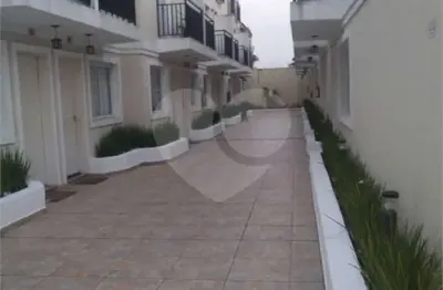 Casa em condomínio fechado com 3 quartos à venda na Rua Gregório Ferreira, 230, Vila Emir, São Paulo