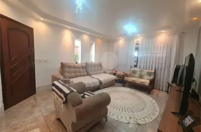 Casa com 3 quartos à venda na Rua Jair de Mello Viana, Interlagos, São Paulo