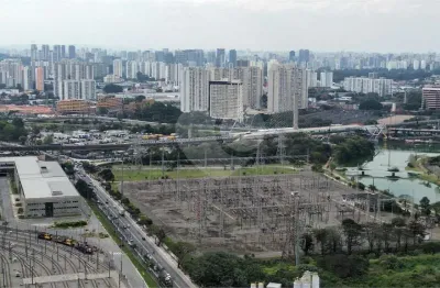 Terreno à venda na Avenida Guarapiranga, Guarapiranga, São Paulo