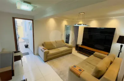 Casa com 3 quartos à venda na Irmão Ivo Bernardo, 37, Socorro, São Paulo