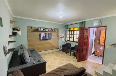 Casa com 3 quartos à venda na Miguel Correia De Sande, 143, Jardim São Luís, São Paulo