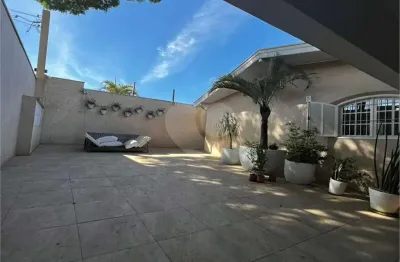 Casa com 4 quartos à venda na Avenida Benedito Ferreira Silva, 455, Interlagos, São Paulo