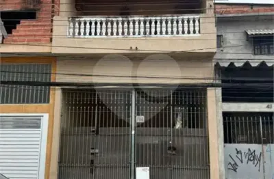 Casa com 3 quartos à venda na Rua Valentim Lorenzetti, 112, Grajaú, São Paulo