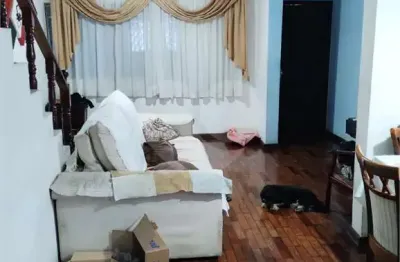 Casa com 3 quartos à venda na Rua Manuel Correia de Paiva, 23, Cupecê, São Paulo