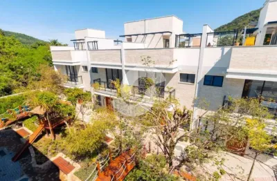 Casa triplex com 4 suites com piscina e churrasqueira em itaipu