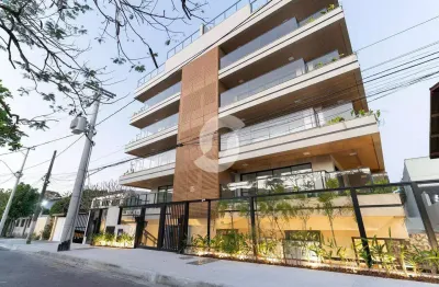 Apartamento de 2 suítes com 93.8m² com lavado e varanda gourmet e 1 vaga de garagem.