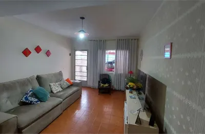 Sobrado a venda com 02 dormitórios perto do metro conceição.