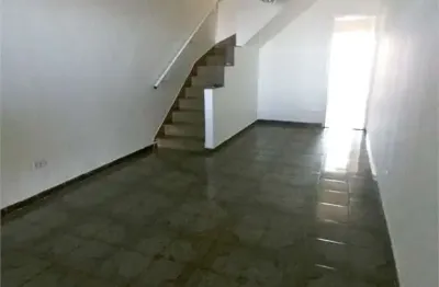 Casa com 2 quartos à venda na Rua Olivério Girondo, 1, Jabaquara, São Paulo
