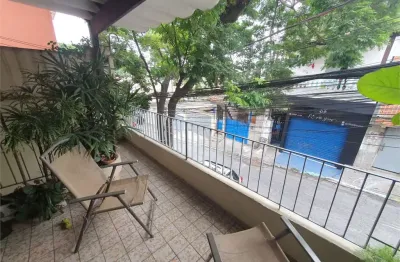 Vende excelente casa com 3 dormitórios no jabaquara