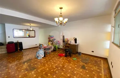 Casa com 3 quartos à venda na Rua Antônio Gebara, 478, Planalto Paulista, São Paulo