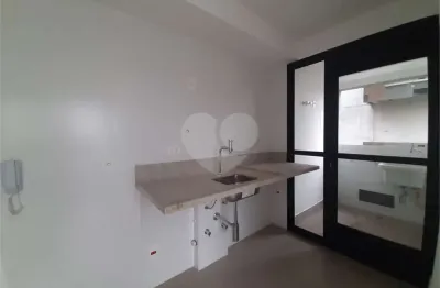 Apartamento á venda em moema de 36m² com 2 dormitórios 1 suíte - fora de rota