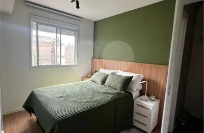 Apartamento com 3 quartos à venda na Rua Dom Vilares, 1801, Saúde, São Paulo