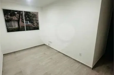 Apartamento com 2 quartos à venda na Rua Savério Valente, 635, Jaraguá, São Paulo