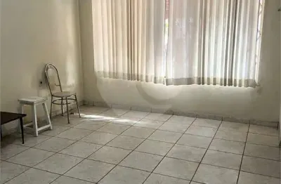 Casa com 3 quartos à venda na Rua José Marti, 146, Saúde, São Paulo