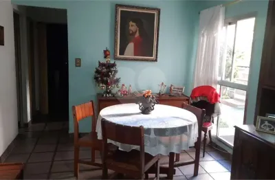Apartamento com 3 quartos para alugar na Rua Marquês de Lages, 1532, Saúde, São Paulo
