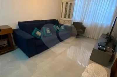 Casa com 3 quartos à venda na Rua do Níquel, 144, Alto da Boa Vista, São Paulo