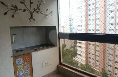 Apartamento com 3 quartos para alugar na Rua Desembargador Dalmo do Valle Nogueira, 65, Morumbi, São Paulo
