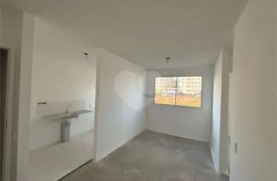 Apartamento com 2 quartos à venda na Avenida Adriano Bertozzi, 700, Itaquera, São Paulo