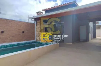 Casa térrea nova e moderna, a 1000 metros da praia!