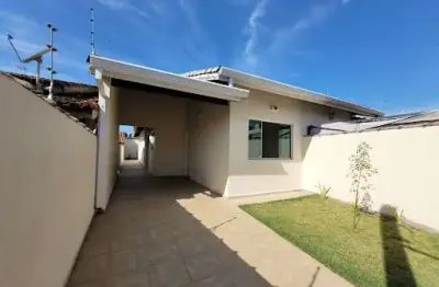 Casa à venda 3 quartos em bairro residencial - peruíbe/sp