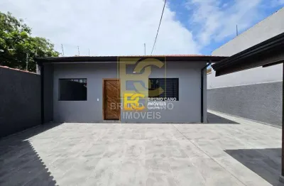 Casa nova e moderna a venda em peruíbe - peruíbe/sp