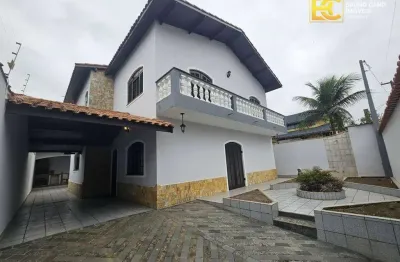 Excelente sobrado com 5 dormitórios a 200m da praia no bairro mar e sol em peruíbe/sp