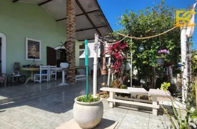 Casa térrea á 800m do mar a venda  - arpoador - peruíbe/sp