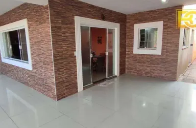 Sobrado amplo a 100 metros da praia com 7 quartos e área gourmet