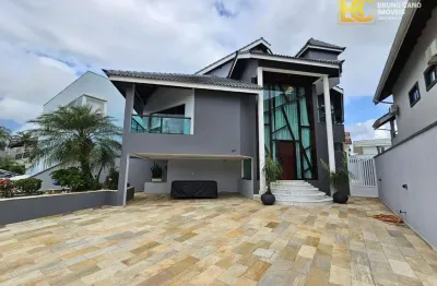 Triplex alto padrão com vista permanente para o mar em condomínio exclusivo de peruíbe