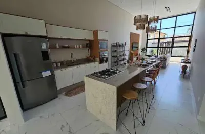 Casa nova à venda a 200 metros do mar em peruíbe – conforto e lazer para sua família