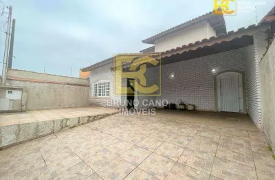Sobrado para locação em exelente localização a 800m do mar - oasis - peruíbe/sp