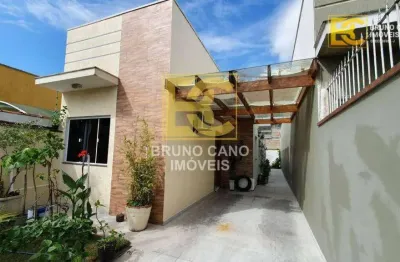 Casa com 2 quartos à venda na Rua Orlando Silva Filho, 247, Jardim Veneza, Peruíbe
