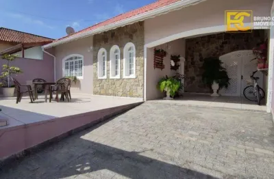 Casa térrea á 900m do mar a venda - stella maris - peruíbe/sp
