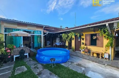 Casa aconchegante com edicula e quintal espaçoso - estância pérola negra - peruíbe/sp