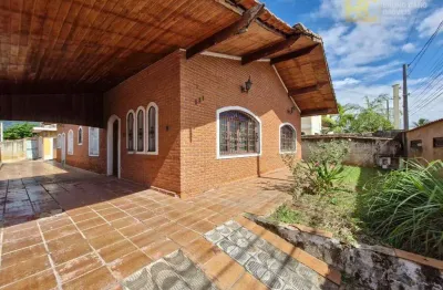 Casa bem localizada com 5 dormitórios à venda- stella maris - peruíbe/sp